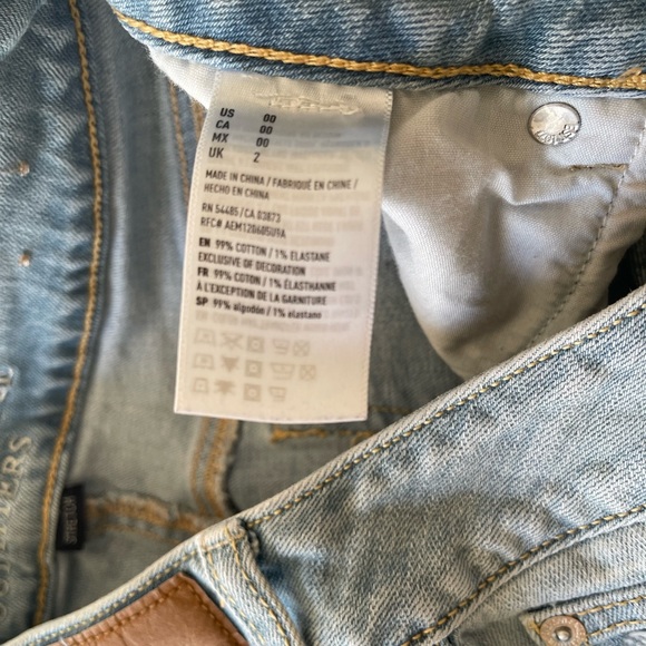 American Eagle Denim Shortie - Picture 4 of 6